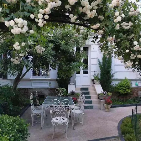 Luxueux 3+1 Pcs Avec Jardin A 3 Km De Paris *