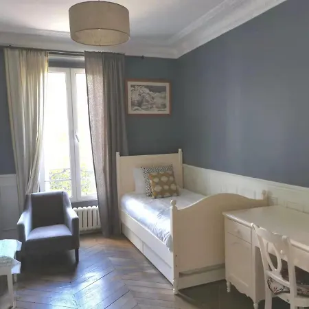 Luxueux 3+1 Pcs Avec Jardin A 3 Km De Paris